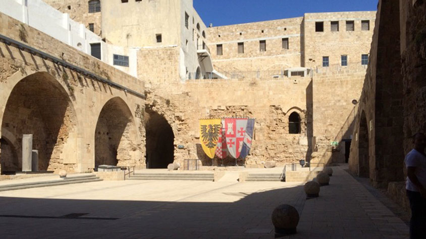 courtyard-of-the-crusader